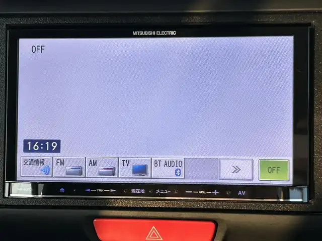 ホンダ Ｎ ＢＯＸ カスタム G Aパッケージ 大阪府 2014(平26)年 8.4万km スマートブラック SDナビ（ワンセグ/BT/CD/DVD)/両側パワースライドドア/衝突被害軽減システム/横滑り防止装置/純正AW（14inch)/純正フロアマット/純正キセノンライト/フロントフォグランプ/オートライト/ETC/エンジンスタートボタン/スマートキー