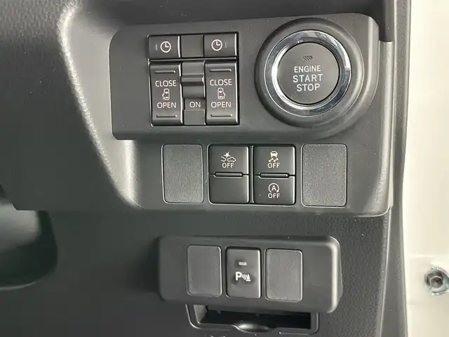 トヨタ ルーミー カスタムG－T 愛知県 2025(令7)年 0.1千km パールホワイトⅢ 登録済未使用車　純正９型ＤＡ　フルセグＴＶ　カープレイ　ＨＤＭＩ　シートヒーター　両側パワスラ　スマアシ　衝突軽減　追従クルコン　ＬＥＤオートライト　コーナーセンサー　電動パーキング　ロールシェード　禁煙車