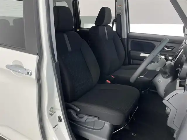 トヨタ ルーミー カスタムG－T 愛知県 2025(令7)年 0.1千km パールホワイトⅢ 登録済未使用車　純正９型ＤＡ　フルセグＴＶ　カープレイ　ＨＤＭＩ　シートヒーター　両側パワスラ　スマアシ　衝突軽減　追従クルコン　ＬＥＤオートライト　コーナーセンサー　電動パーキング　ロールシェード　禁煙車