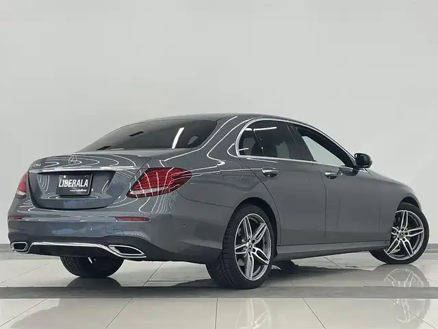 メルセデス・ベンツ Ｅ２２０ｄ アバンギャルド AMGライン 岡山県 2019(平31)年 6.1万km セレナイトグレー エクスクルーシブパッケージ/レザーシート/パワーシート/シートヒーター/HUD/インテリジェントライトシステム/アンビエントライト/ロケイターライティング/オートライト/AHB/レインセンサー/パワートランク/ブルメスタサラウンド/ACC/道路標識アシスト/アクティブブレーキアシスト/アテンションアシスト/レーンチェンジアシスト/BSA/Bluetooth/アップルカープレイ/USB/フルセグTV/PDC/ETC