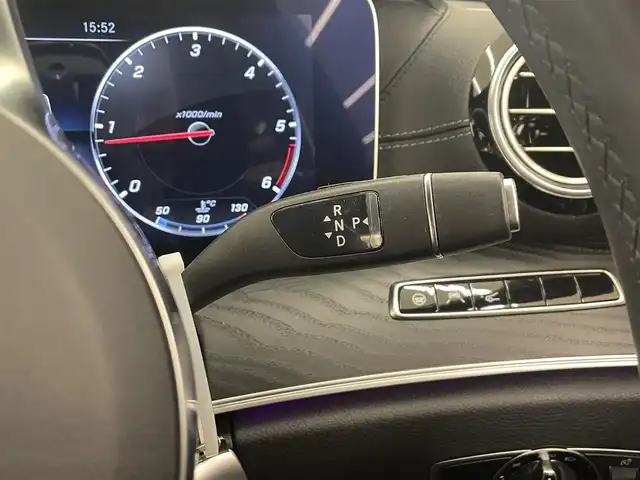 メルセデス・ベンツ Ｅ２２０ｄ アバンギャルド AMGライン 岡山県 2019(平31)年 6.1万km セレナイトグレー エクスクルーシブパッケージ/レザーシート/パワーシート/シートヒーター/HUD/インテリジェントライトシステム/アンビエントライト/ロケイターライティング/オートライト/AHB/レインセンサー/パワートランク/ブルメスタサラウンド/ACC/道路標識アシスト/アクティブブレーキアシスト/アテンションアシスト/レーンチェンジアシスト/BSA/Bluetooth/アップルカープレイ/USB/フルセグTV/PDC/ETC