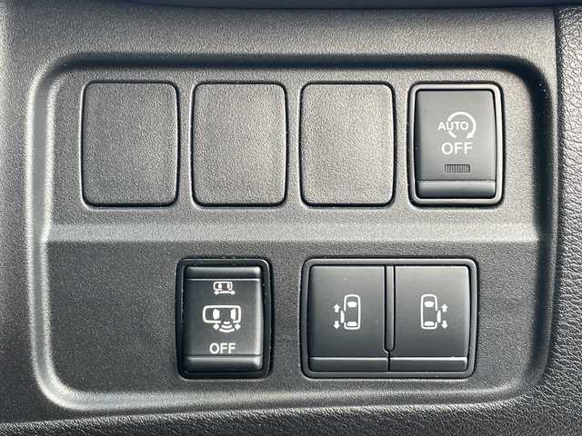 日産 セレナ ハイウェイスター V 富山県 2021(令3)年 4万km マルーンレッド プロパイロット/純正SDナビゲーション/純正フリップダウンモニター/全周囲カメラ/フルセグＴＶ/Blueｔooth・CD・DVD/レーダークルーズコントロール/レーンキープアシスト/衝突軽減ブレーキ/コーナーセンサー/純正アルミホイール/純正フロアマット/デジタルインナーミラー/ドライブレコーダー/ＥＴＣ/保証書・記録簿/取扱説明書