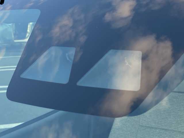 ダイハツ ミラ トコット 愛媛県 2018(平30)年 2.1万km ブラックマイカメタリック オーディオ/・CD/AM/FM/USB/AUX/前方ドライブレコーダー/スマートキー/ISOFIX/スマートアシスト3/・衝突軽減ブレーキ/・衝突警報機能/・車線逸脱警報/・誤発進抑制機能（前後）/・先行車発進お知らせ/・オートハイビーム/コーナーセンサー/LEDヘッドライト/アイドリングストップ/取扱説明書