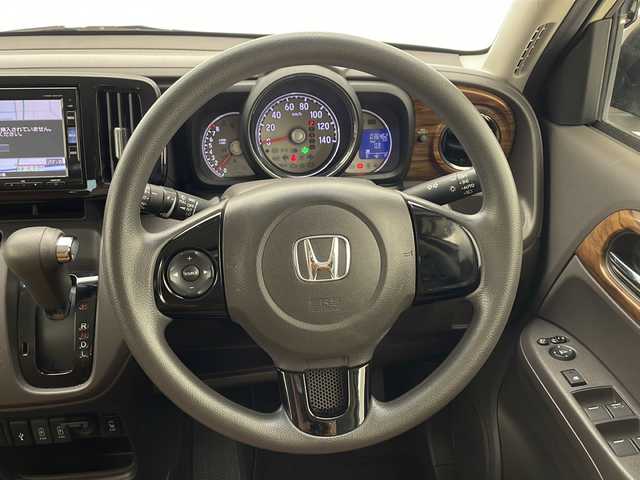 ホンダ Ｎ ＯＮＥ セレクト 千葉県 2018(平30)年 3.7万km プレミアムアイボリーパール2トーン 純正ナビ(VXM-185VFi)/　フルセグ/BT/DVD/CD/USB/バックカメラ/ステアリングスイッチ/ETC/ドライブレコーダー/ハーフレザーシート/シートヒーター(D/N席)/HIDヘッドライト/オートライト/スマートキー/プッシュスタート