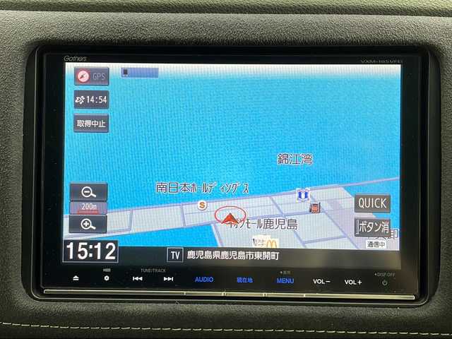ホンダ ヴェゼル RS ホンダセンシング 鹿児島県 2017(平29)年 7万km ホワイトオーキッドパール ホンダセンシング /純正Gathersナビ/Bluetooth対応 DVD再生可/フルセグTV/バックカメラ/ハーフレザーシート/シートヒーター /レーダークルーズコントロール/電動パーキング/オートホールド/ビルトインETC/ステアリングスイッチ/LEDヘッドライト/フォグライト /オートライトコントロール/革巻きステアリング/純正18インチアルミホイール/スマートキー/エンジンプッシュスタート/保証書/取扱説明書