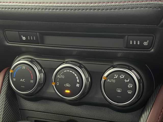 マツダ ＣＸ－３ XD ツーリング 新潟県 2016(平28)年 6.1万km セラミックM 純正ナビ/フルセグTV/Bluetooth/CD/DVD/USB/AUX/バックカメラ/社外前後ドライブレコーダー/ブラインドスポットモニター/ヘッドアップディスプレイ/パドルシフト/レーダークルーズコントロール/黒ハーフレザーシート/LEDヘッドライト/純正アルミホイール/純正フロアマット