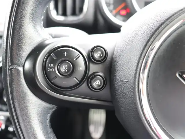 ＭＩＮＩ ミニ クロスオーバー クーパー SD オール4 神奈川県 2019(令1)年 4.2万km チェスナットブラウン HDDナビ/バックカメラ/パフォーマンスコントロール/ドライビングモード/ドラレコ（前後）/ETC/アダプティブLEDヘッドランプ/LEDフォグランプ/LEDリアコンビネーションランプ/ツインマフラー/自動防眩ドアミラー/エキサイトメントパッケージ/ヘイジーグレーインパネ加飾/シートヒーター/225/50R18 18インチ純正AW/アイドリングストップ/ドアバイザー/プッシュスタート/保証書、取説/スペアスマートキー