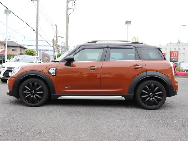 ＭＩＮＩ ミニ クロスオーバー クーパー SD オール4 神奈川県 2019(令1)年 4.2万km チェスナットブラウン HDDナビ/バックカメラ/パフォーマンスコントロール/ドライビングモード/ドラレコ（前後）/ETC/アダプティブLEDヘッドランプ/LEDフォグランプ/LEDリアコンビネーションランプ/ツインマフラー/自動防眩ドアミラー/エキサイトメントパッケージ/ヘイジーグレーインパネ加飾/シートヒーター/225/50R18 18インチ純正AW/アイドリングストップ/ドアバイザー/プッシュスタート/保証書、取説/スペアスマートキー