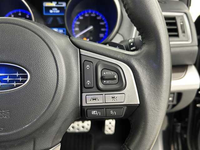 スバル レガシィ Ｂ４ リミテッド 福岡県 2014(平26)年 7.3万km クリスタルブラックシリカ ＳＴＩエアロ　/純正ナビ（ＢＴ，フルセグＴＶ）　/バックカメラ　/ＡＣＣ/衝突軽減ブレーキ　/レーンキープ　/横滑り防止装置　/アイドリングストップ　/パドルシフト　/ヒルスタートアシスト　/パワーシート　/シートヒーター