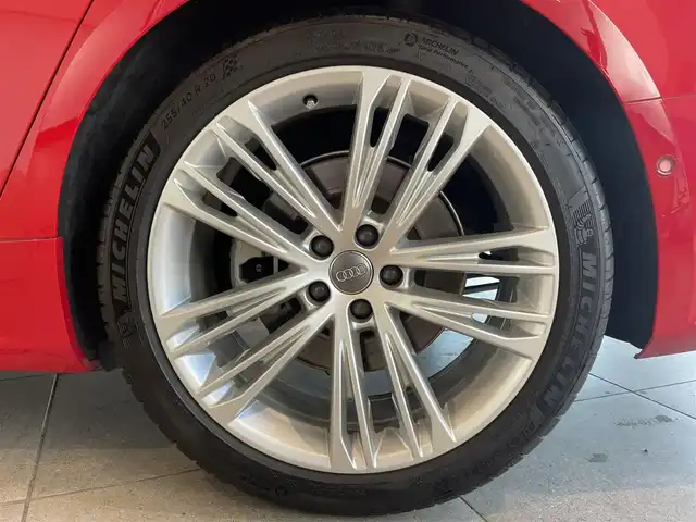 アウディ Ａ７ SB 55TFSIクワトロSライ 愛知県 2019(令1)年 6.6万km ブリリアントレッド レザーシート　/バーチャルコクピット　/マトリクスＬＥＤ　/シートヒーター/ＭＭＩナビゲーション　/Ｂｌｕｅｔｏｏｔｈ　/ＡｐｐｌｅＣａｒＰｌａｙ　/ＡｎｄｒｏｉｄＡｕｔｏ　/３６０度カメラ　/ＥＴＣ２．０　/ＡＣＣ/LKA/BSM/パーキングセンサー/ウィンカーミラー/プッシュスタート/アイドリングストップ