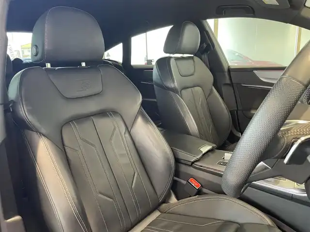 アウディ Ａ７ SB 55TFSIクワトロSライ 愛知県 2019(令1)年 6.6万km ブリリアントレッド レザーシート　/バーチャルコクピット　/マトリクスＬＥＤ　/シートヒーター/ＭＭＩナビゲーション　/Ｂｌｕｅｔｏｏｔｈ　/ＡｐｐｌｅＣａｒＰｌａｙ　/ＡｎｄｒｏｉｄＡｕｔｏ　/３６０度カメラ　/ＥＴＣ２．０　/ＡＣＣ/LKA/BSM/パーキングセンサー/ウィンカーミラー/プッシュスタート/アイドリングストップ