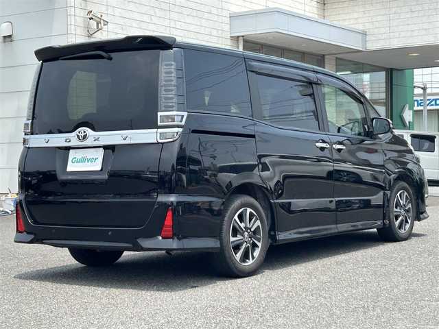 トヨタ ヴォクシー ZS 煌Ⅱ 広島県 2020(令2)年 3.9万km ブラック ワンオーナー/純正ナビ　NSZN-Z68T/　「CD/DVD/フルセグTV/Bluetooth」/バックカメラ/前後ドライブレコーダー/ETC/クルーズコントロール/両側パワースライドドア/衝突被害軽減システム/フリップダウンモニター/前後コーナーセンサー/フォグランプ/LEDヘッドライト/デジタルインナーミラー/オートライト/オートマチックハイビーム/プッシュスタート/純正フロアマット/純正16インチホール/保証書/取扱説明書