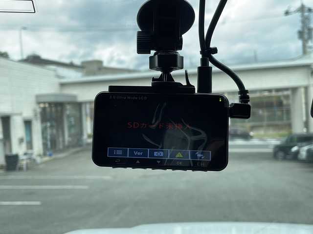 トヨタ ライズ Z 京都府 2023(令5)年 0.3万km シャイニングホワイトパール 純正9インチディスプレイオーディオ/・フルセグTV/BTオーディオ/FM/AM/バックカメラ/アラウンドビューモニター/ブラインドスポットモニター/社外デジタルインナーミラー/前席シートヒーター/ステアリングスイッチ/コーナーセンサー/前後ドラレコ/レーダークルーズコントロール/ETC2.0/アイドリングストップ/プッシュスタート/車載スペアタイヤ/MT付AT/純正フロアマット/保証書＆取説/スマートスペアキー