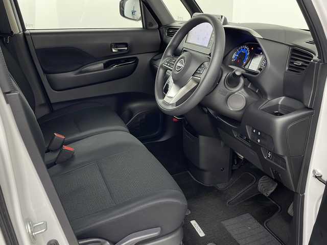 日産 ルークス HWS X プロパイロットED 埼玉県 2025(令7)年 0.6万km パールⅡ 純正ナビ　/　AM/FM/BT/TV/全方位カメラ　/ビルトインＥＴＣ　/エマージェンシーブレーキ　/プロパイロット　/両側パワースライドドア　/デジタルインナーミラー　/純正アルミホイール　/ブレードホールド　/レーンキープアシスト/オートマティックハイビーム/純正フロアマット/スマートキー