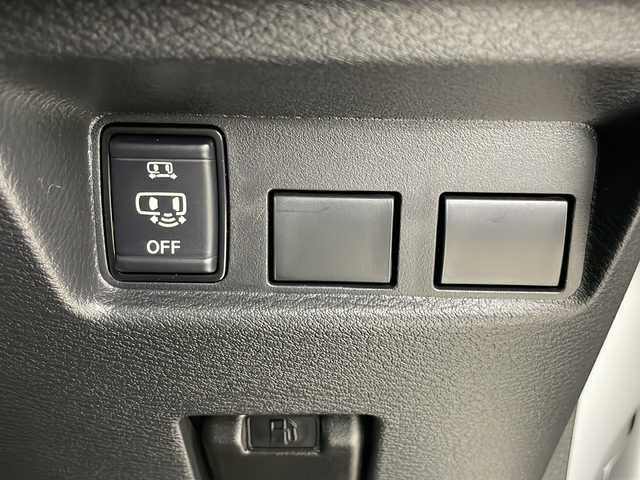 日産 ルークス HWS X プロパイロットED 埼玉県 2025(令7)年 0.6万km パールⅡ 純正ナビ　/　AM/FM/BT/TV/全方位カメラ　/ビルトインＥＴＣ　/エマージェンシーブレーキ　/プロパイロット　/両側パワースライドドア　/デジタルインナーミラー　/純正アルミホイール　/ブレードホールド　/レーンキープアシスト/オートマティックハイビーム/純正フロアマット/スマートキー