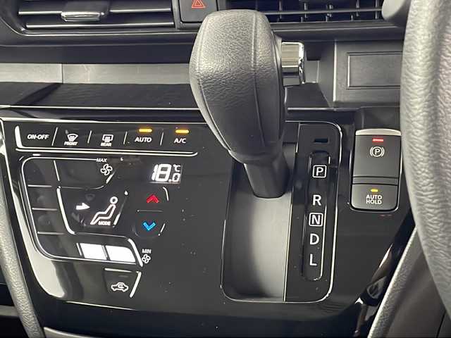 日産 ルークス HWS X プロパイロットED 埼玉県 2025(令7)年 0.6万km パールⅡ 純正ナビ　/　AM/FM/BT/TV/全方位カメラ　/ビルトインＥＴＣ　/エマージェンシーブレーキ　/プロパイロット　/両側パワースライドドア　/デジタルインナーミラー　/純正アルミホイール　/ブレードホールド　/レーンキープアシスト/オートマティックハイビーム/純正フロアマット/スマートキー