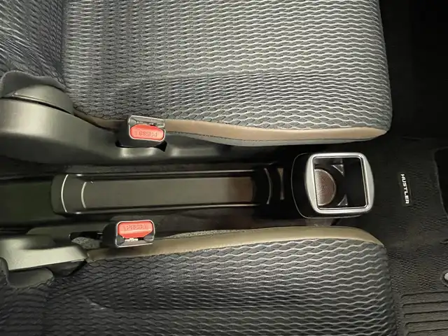 スズキ ハスラー Jスタイル 群馬県 2022(令4)年 2.3万km デニムブルー ガンメタリック 2トーン デュアルカメラブレーキサポート　純正オーディオ　ＬＥＤライト　ハイビームアシスト　シートヒーター　純正１５インチＡＷ　ステアリングリモコン　プッシュスタート　スマートキー　純正フロアマット　禁煙車