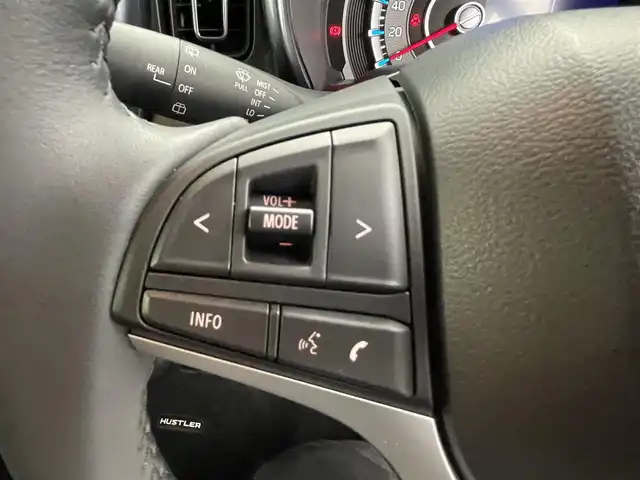 スズキ ハスラー Jスタイル 群馬県 2022(令4)年 2.3万km デニムブルー ガンメタリック 2トーン デュアルカメラブレーキサポート　純正オーディオ　ＬＥＤライト　ハイビームアシスト　シートヒーター　純正１５インチＡＷ　ステアリングリモコン　プッシュスタート　スマートキー　純正フロアマット　禁煙車