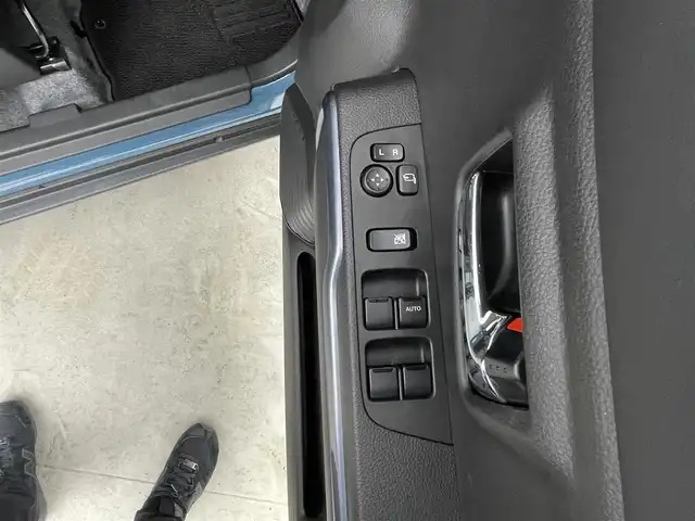 スズキ ハスラー Jスタイル 群馬県 2022(令4)年 2.3万km デニムブルー ガンメタリック 2トーン デュアルカメラブレーキサポート　純正オーディオ　ＬＥＤライト　ハイビームアシスト　シートヒーター　純正１５インチＡＷ　ステアリングリモコン　プッシュスタート　スマートキー　純正フロアマット　禁煙車