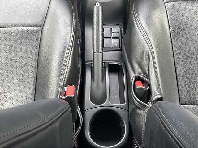 トヨタ アクア G 東京都 2017(平29)年 4.2万km ブラックマイカ 純正SDナビ/Bluetooth/フルセグTV/バックカメラ/ビルトインETC2.0/衝突軽減ブレーキ/車線逸脱警報装置/オートマチックハイビーム/LEDオートライト/クルーズコントロール/プッシュスタート/スマートキー×2