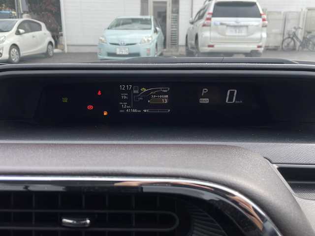 トヨタ アクア G 東京都 2017(平29)年 4.2万km ブラックマイカ 純正SDナビ/Bluetooth/フルセグTV/バックカメラ/ビルトインETC2.0/衝突軽減ブレーキ/車線逸脱警報装置/オートマチックハイビーム/LEDオートライト/クルーズコントロール/プッシュスタート/スマートキー×2