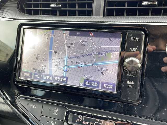 トヨタ アクア G 東京都 2017(平29)年 4.2万km ブラックマイカ 純正SDナビ/Bluetooth/フルセグTV/バックカメラ/ビルトインETC2.0/衝突軽減ブレーキ/車線逸脱警報装置/オートマチックハイビーム/LEDオートライト/クルーズコントロール/プッシュスタート/スマートキー×2