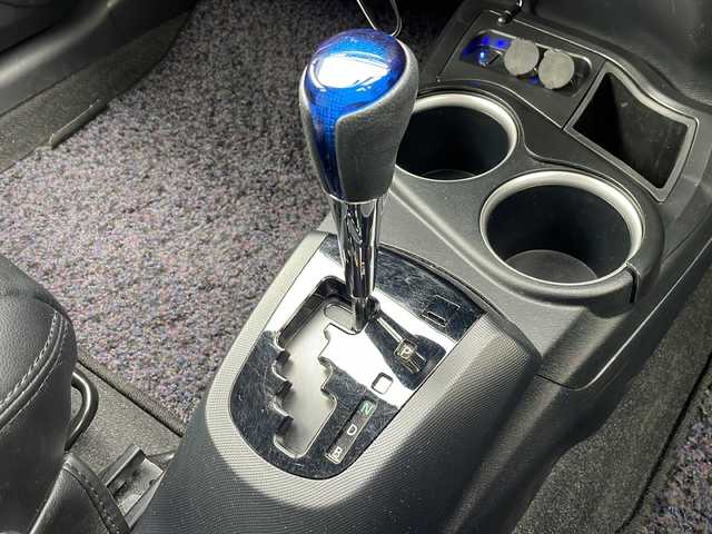 トヨタ アクア G 東京都 2017(平29)年 4.2万km ブラックマイカ 純正SDナビ/Bluetooth/フルセグTV/バックカメラ/ビルトインETC2.0/衝突軽減ブレーキ/車線逸脱警報装置/オートマチックハイビーム/LEDオートライト/クルーズコントロール/プッシュスタート/スマートキー×2