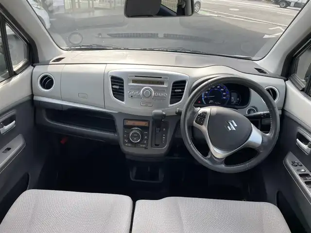 スズキ ワゴンＲ FZ 長崎県 2014(平26)年 5.5万km シルキーシルバーメタリック ワンオーナー/純正オーディオ/・AM・FM/CD/AUX/プッシュスタート/ステアリングスイッチ/D席シートヒーター/衝突軽減ブレーキ/アイドリングストップ/電動格納ウィンカーミラー/フロアマット/ドアバイザー/保証書/取扱説明書/スペアキー