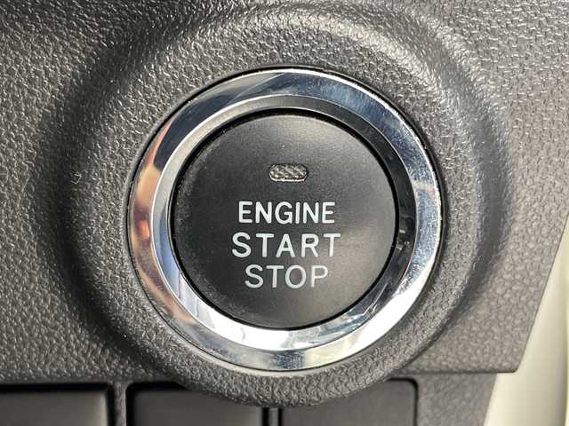 ダイハツ キャスト アクティバ G ターボ SAⅡ 千葉県 2017(平29)年 6.4万km パールホワイトⅢ 衝突軽減ブレーキ/レーンキープアシスト/純正メモリナビ/（フルセグ/Bluetooth/CD/DVD/FM/AM/HDMI）/バックカメラ/アイドリングストップ/ETC/ドライブレコーダー（前のみ）/スマートキー/LEDヘッドライト/フォグライト/純正フロアマット/電動格納ミラー/純正サイドバイザー