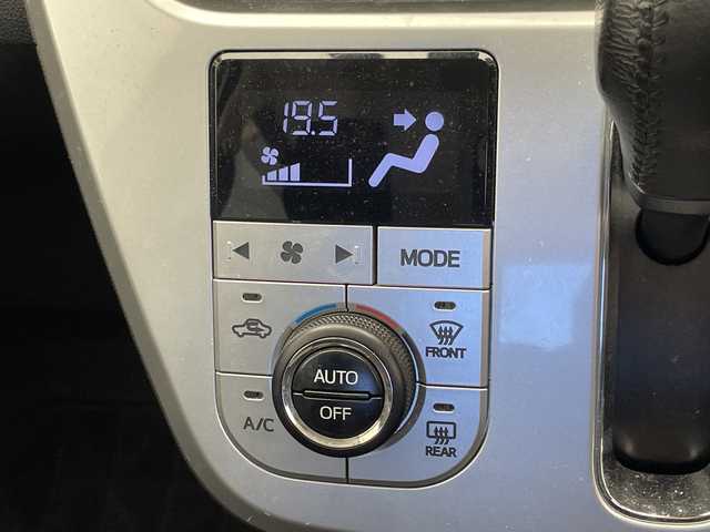 ダイハツ キャスト アクティバ G ターボ SAⅡ 千葉県 2017(平29)年 6.4万km パールホワイトⅢ 衝突軽減ブレーキ/レーンキープアシスト/純正メモリナビ/（フルセグ/Bluetooth/CD/DVD/FM/AM/HDMI）/バックカメラ/アイドリングストップ/ETC/ドライブレコーダー（前のみ）/スマートキー/LEDヘッドライト/フォグライト/純正フロアマット/電動格納ミラー/純正サイドバイザー