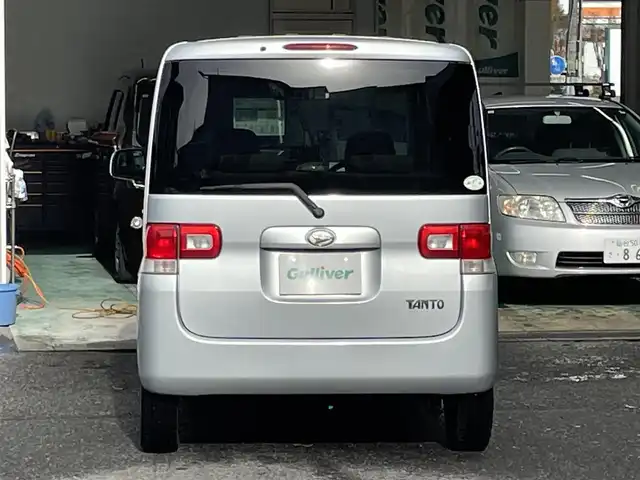 ダイハツ タント L 宮城県 2011(平23)年 6万km ブライトシルバーメタリック 純正オーディオ/（ＦＭ／ＡＭ／ＣＤ）　/片側スライドドア　/ベンチシート　/ヘッドライトレベライザー　/電動格納ミラー　/スタッドレスタイヤ社外ＡＷ/（１５５／６５Ｒ１４／７ｍｍ）