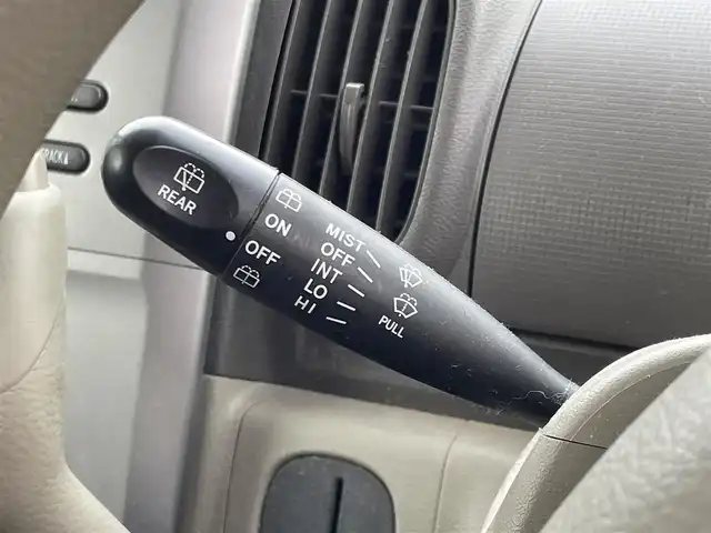 ダイハツ タント L 宮城県 2011(平23)年 6万km ブライトシルバーメタリック 純正オーディオ/（ＦＭ／ＡＭ／ＣＤ）　/片側スライドドア　/ベンチシート　/ヘッドライトレベライザー　/電動格納ミラー　/スタッドレスタイヤ社外ＡＷ/（１５５／６５Ｒ１４／７ｍｍ）