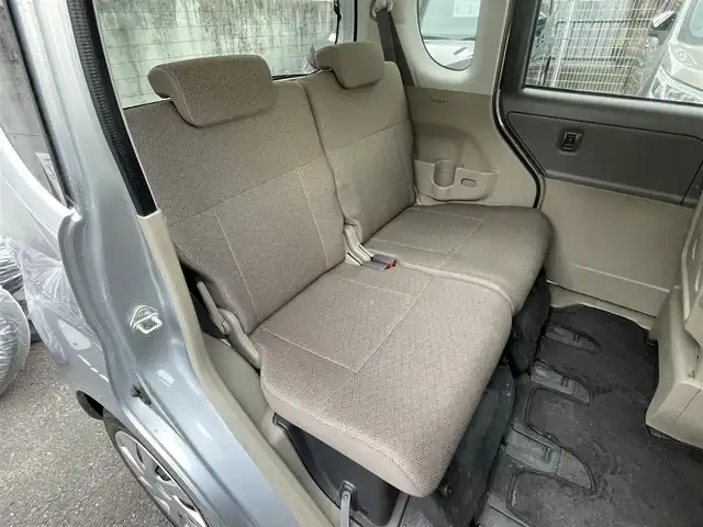 ダイハツ タント L 宮城県 2011(平23)年 6万km ブライトシルバーメタリック 純正オーディオ/（ＦＭ／ＡＭ／ＣＤ）　/片側スライドドア　/ベンチシート　/ヘッドライトレベライザー　/電動格納ミラー　/スタッドレスタイヤ社外ＡＷ/（１５５／６５Ｒ１４／７ｍｍ）