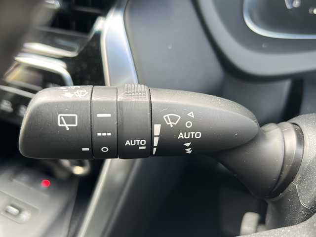 トヨタ ハリアー Z レザーパッケージ 香川県 2023(令5)年 3.1万km 白 T-Connect SDナビ＋JBLプレミアムサウンドシステム（フルセグTV/BT)/アラウンドビューモニター/ヘッドアップディスプレイ/ブラインドスポットモニター/デジタルインナーミラー/ステアリングヒーター/モデリスタ（フロント，サイド，リア）/ガラスルーフ/電動リアゲート/パワーシート/シートヒーター/コーナーセンサー/シートメモリー/ビルトインETC2.0/LEDヘッドライト