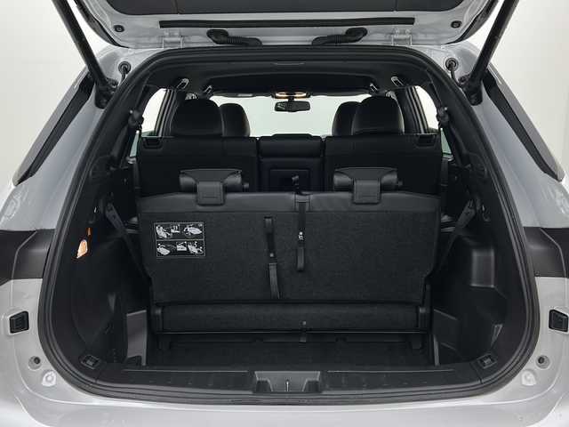 三菱 アウトランダー ＰＨＥＶ P 宮城県 2022(令4)年 6.2万km ホワイトダイヤモンド 禁煙車/BOSEサウンドスピーカー/マルチビューモニター/マイパイロット/三菱e-Assist/・衝突軽減ブレーキ/・車線逸脱警報/・ブラインドスポットモニター/・リアクロストラフィックアラート/・オートハイビーム/・ヘッドアップディスプレイ/純正ナビ/・BT.USB.スマホ連携/フルセグTV/レザーシート/・前席パワーシート（D席メモリー付）/・シートヒーター（1/2列目）/パワーバックドア/ビルトインETC2.0/パドルシフト/ステアリングヒーター/ステアリングスイッチ/横滑り防止装置/AC1500W充電/LEDヘッドライト/LEDフォグランプ/プッシュスタート/スマートキー/純正20インチアルミホイール/純正フロアマット