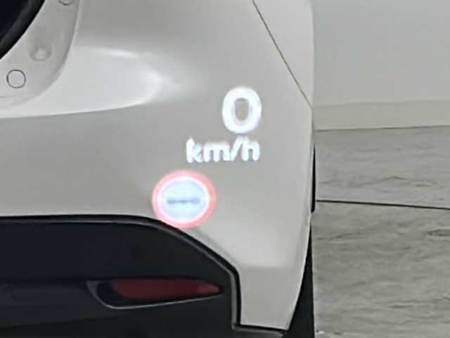 三菱 アウトランダー ＰＨＥＶ P 宮城県 2022(令4)年 6.2万km ホワイトダイヤモンド 禁煙車/BOSEサウンドスピーカー/マルチビューモニター/マイパイロット/三菱e-Assist/・衝突軽減ブレーキ/・車線逸脱警報/・ブラインドスポットモニター/・リアクロストラフィックアラート/・オートハイビーム/・ヘッドアップディスプレイ/純正ナビ/・BT.USB.スマホ連携/フルセグTV/レザーシート/・前席パワーシート（D席メモリー付）/・シートヒーター（1/2列目）/パワーバックドア/ビルトインETC2.0/パドルシフト/ステアリングヒーター/ステアリングスイッチ/横滑り防止装置/AC1500W充電/LEDヘッドライト/LEDフォグランプ/プッシュスタート/スマートキー/純正20インチアルミホイール/純正フロアマット