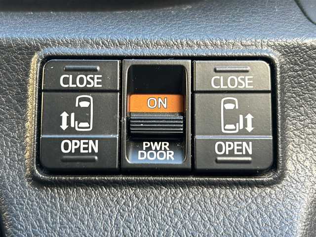 トヨタ シエンタ ハイブリッド G クエロ 高知県 2018(平30)年 7.3万km ホワイトパールクリスタルシャイン 純正ナビ/・TV/・Bluetooth/・CD/両側電動スライド/バックモニター/トヨタセーフティセンス/クルーズコントロール/プリクラッシュセーフティ/ハーフレザーシート