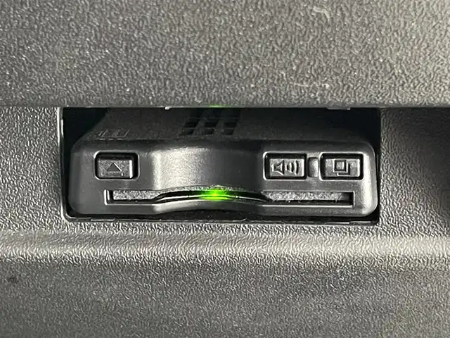 スズキ ジムニー XC 愛知県 2020(令2)年 4.1万km ピュアホワイトP 社外ナビ　シートヒーター　バックカメラ　禁煙　ＴＶ　ＤＶＤ再生　ドラレコ　ＥＴＣ　追従クルコン　衝突軽減　車線逸脱　ＬＥＤオートライト　フォグランプ　ミラーヒーター　純正フロアマット　プッシュスタート　スマートキー　デュアルセンサーブレーキサポート　純正アルミ　Bluetooth　純正マッドフラップ