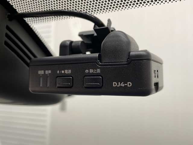 日産 セレナ ハイウェイスターVセレクションⅡ 熊本県 2019(平31)年 5.9万km ダイヤモンドブラック 純正9インチナビ/フルセグTV/パワースライドドア（両側）/バックカメラ/ビルトインETC/インテリジェントアラウンドビューモニター/エマージェンシーブレーキ/クルーズコントロール/LEDヘッドランプ/オートライト/純正16インチアルミ/革巻きステアリング/オートエアコン/インテリジェントキー/禁煙車