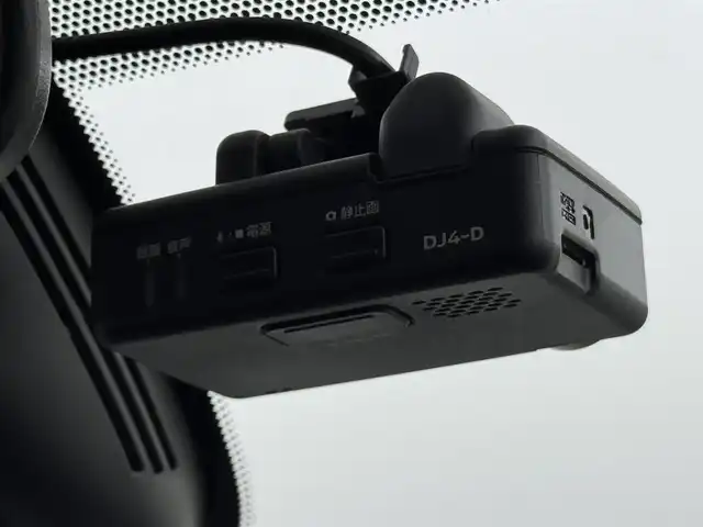 日産 セレナ ハイウェイスターVセレクションⅡ 福岡県 2019(平31)年 5.9万km ダイヤモンドブラック 純正９型ナビ　/全方位カメラ　/ＥＴＣ　/前方ドラレコ　/クルーズコントロール　/コーナーセンサー　/エマージェンシーブレーキ　/レーンキープ　/パーキングアシスト　/両側電動スライドドア　/純正１６インチＡＷ　/ＬＥＤヘッドライト