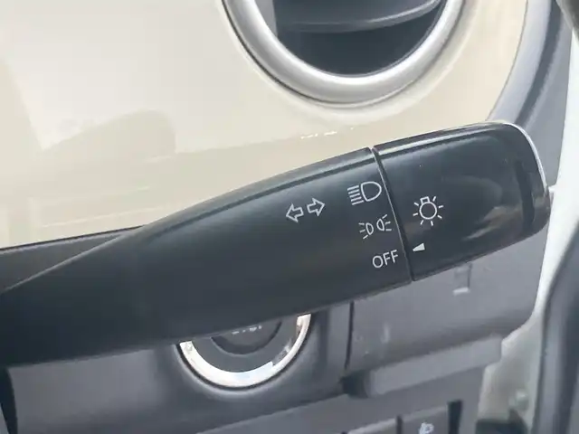 スズキ ラパン G 岡山県 2015(平27)年 6.9万km パールホワイト ETC/エアバック/Bluetooth接続可/プッシュスタート/スマートキー/純正フロアマット/ドアバイザー