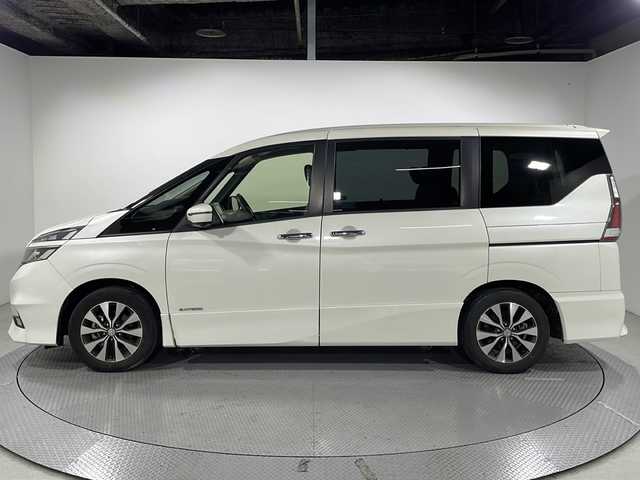 日産 セレナ ハイウェイスターVセレクションⅡ 広島県 2019(平31)年 5.4万km ブリリアントホワイトパール 禁煙車/純正９インチナビ/フリップダウンモニター/アラウンドビューモニター/両側パワースライドドア/エマージェンシーブレーキ/クルーズコントロール/スマートキー/スペアキー/プッシュスタート/純正１６インチアルミホイール/ドライブレコーダー/ETC
