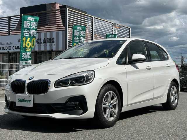ＢＭＷ ２１８ｄ アクティブツアラー 奈良県 2018(平30)年 0.8万km ミネラルホワイト 純正メーカーナビ/BT/DVD/CD/USB//フルフラットシート/ドライブレコーダー(フロント)/オートライト(LED)/コーナーセンサー/MTモード付AT/保証書・取説付き