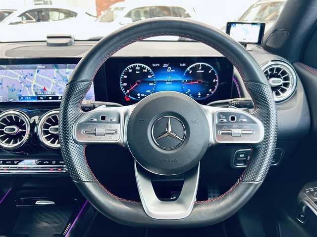 メルセデス・ベンツ ＧＬＢ２００ｄ AMGライン 大阪府 2020(令2)年 5.2万km マウンテングレー レーダーセーフティ/ハーフレザー/メモリ付きパワーシート/シートヒーター/純正ナビ/TV/360度カメラ/ACC/ブラインドスポット/純正19インチAW/LEDヘッドライト/アンビエントライト/ワイヤレス充電