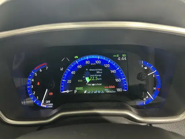 トヨタ カローラ クロス ハイブリッド Z 佐賀県 2021(令3)年 4.9万km アティチュードブラックマイカ 純正9インチディスプレイオーディオ/AM/FM/Bluetooth/Mirrorcast/衝突被害軽減システム/バックカメラ/レーダークルーズコントロール/レーンキープアシスト/クリアランスソナー/ロードサインアシスト/オートライト/オートマチックハイビーム/オートブレーキホールド/電子パーキング/前後ドライブレコーダー/ビルトインETC/パワーバックドア/フロアマット/ハーフレザーシート/運転席・助手席シートヒーター/運転席パワーシート/純正18インチアルミホイール/LEDヘッドライト/フォグライト/スマートキー/スペアキー×1