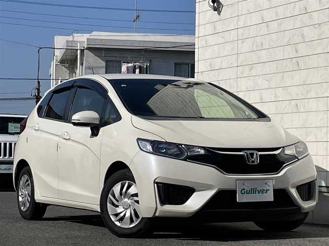 ホンダ フィット 13G Fパッケージ 埼玉県 2017(平29)年 9.1万km プレミアムホワイトパールⅡ ・純正ナビゲーション/・バックカメラ/・ドライブレコーダー/・ETC/・フロアマット/・ドアバイザー/・スマートキー/・スペアキー/・前後タイヤ2022年製（ブリジストン）/・新車保証書/・取扱説明書
