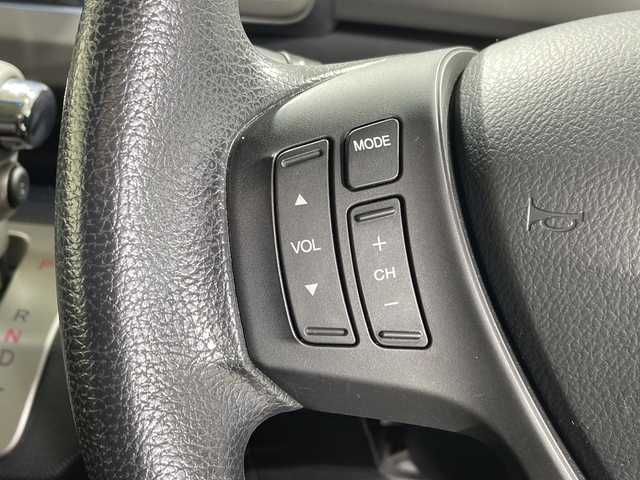 ホンダ フリード G プレミアムエディション 神奈川県 2015(平27)年 4.6万km ホワイトオーキッドパール 両側電動/社外7型ナビ/Bカメラ/ETC/TV/クルーズコントロール/ハーフレザーシート/HIDヘッドライト/オートライト/電動格納ミラー/ウインカーミラー/スペアキー/取扱説明書/スペアキー