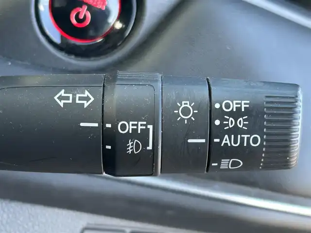 ホンダ ヴェゼル ハイブリッド e:HEV Z 岡山県 2021(令3)年 4.1万km サンドカーキパール 登録時走行距離40180km/純正ナビ/フルセグTV（AM/FM/CD/DVD/Bluetooth）/バックカメラ/ビルトインETC/ドライブレコーダー/パワーバックドア/ホンダセンシング/・ブラインドスポットモニター/・衝突軽減ブレーキ/・アダプティブクルーズコントロール/・クリアランスソナー/・パーキングサポートブレーキ/・標識認識システム/・ヒルディセントコントロール/ハーフレザーシート/D/N席シートヒーター/純正18インチアルミホイール/LEDヘッドライト/スマートキー×2