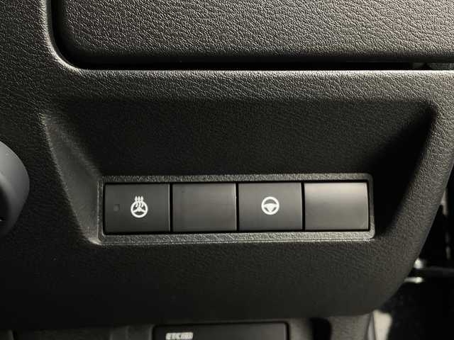 日産 オーラ G レザーエディション 新潟県 2024(令6)年 0.7万km ミッドナイトブラック/サンライズカッパー エマージェンシーブレーキ/スマートルームミラー/ワイヤレス充電/純正ナビ/フルセグTV/Bluetooth/アラウンドビューモニター/プロパイロット/LEDオートライト/オートハイビーム/シートヒーター/ステアリングヒーター/純正17インチアルミホイール/ステアリングリモコン/電格ミラー/ウィンカーミラー/スマートキー/ビルトインETC2.0