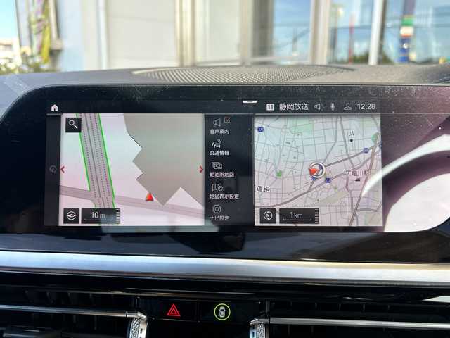 ＢＭＷ Ｚ４ M40i 静岡県 2019(平31)年 1.4万km アルピンホワイトⅢ 純正ナビ/・AM/FM/・Connected Music/・Spotify/・音楽ライブラリ/・USB/・Bluetooth/・Screen Mirroring/主要装備/・追従機能付クルコン/・ドライブレコーダー/・ＥＴＣ/・クリアランスソナー/・パドルシフト/・ワイヤレス充電/・harman/kardon/・電動オープン/・アイドリングストップ/・パーキングアシスト/・電動パーキング/・車線逸脱警告/・ステアリングサポート